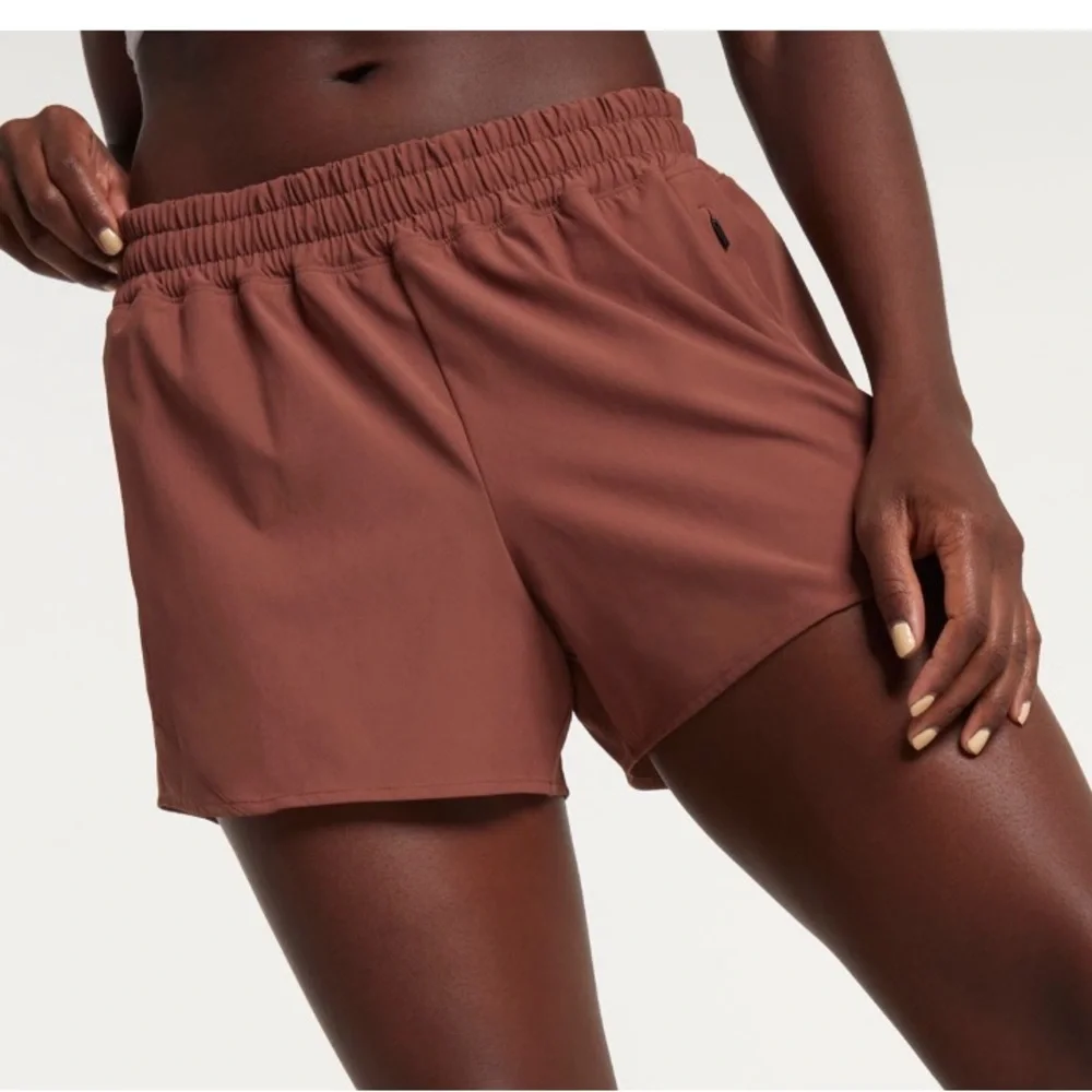Calia Women's Mid Rise Infinity Run Shorts in Rocky Mountain Brown New With Tags - Picture 1 of 3